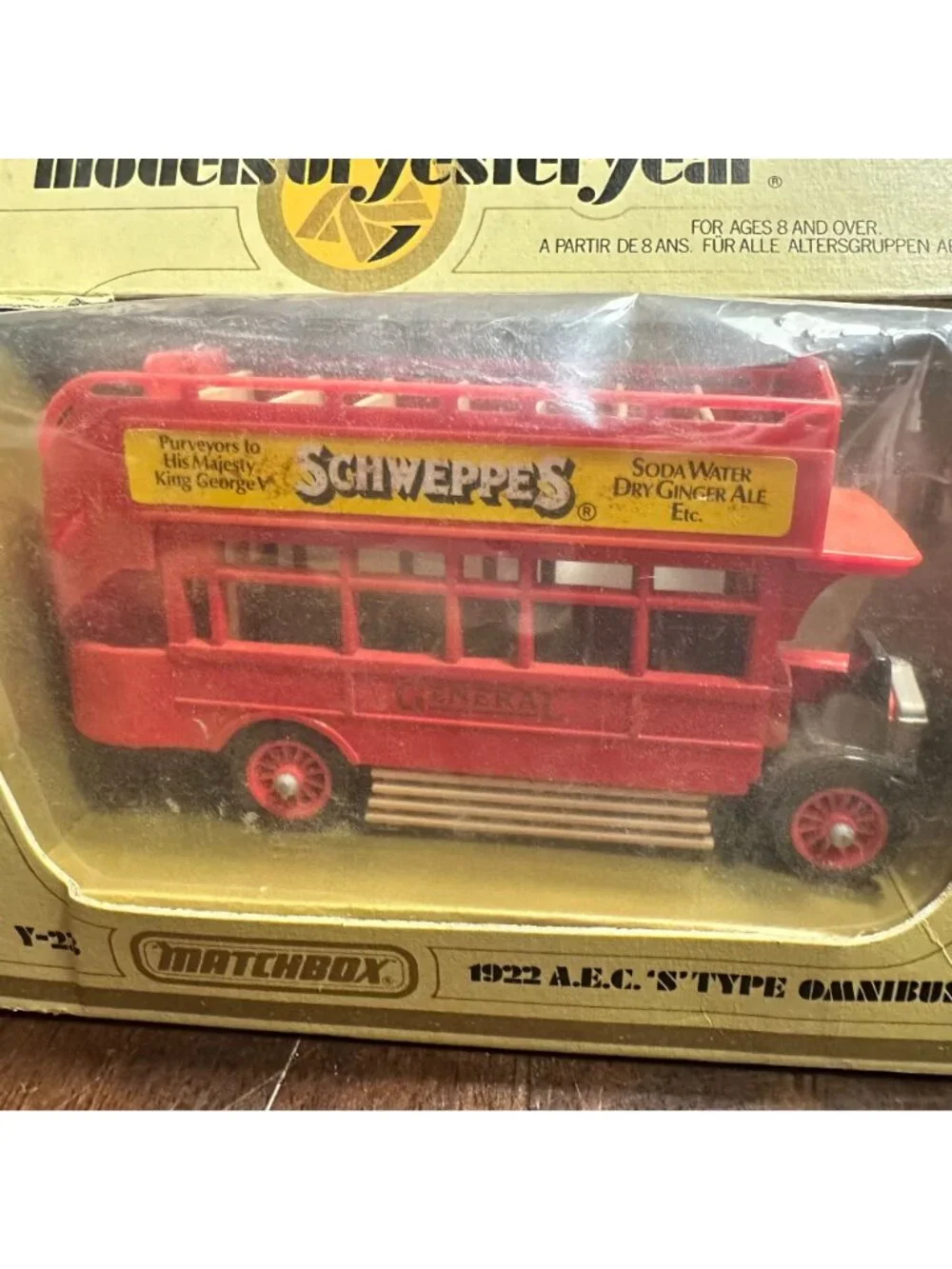 Matchbox Models of Yesteryear Londoner Bus Die Cast Model
